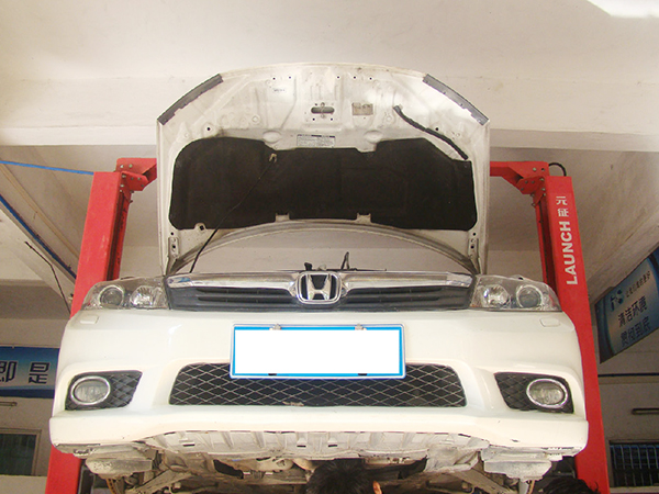 本田雅阁变速箱维修