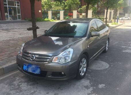 日产  变速箱锁档